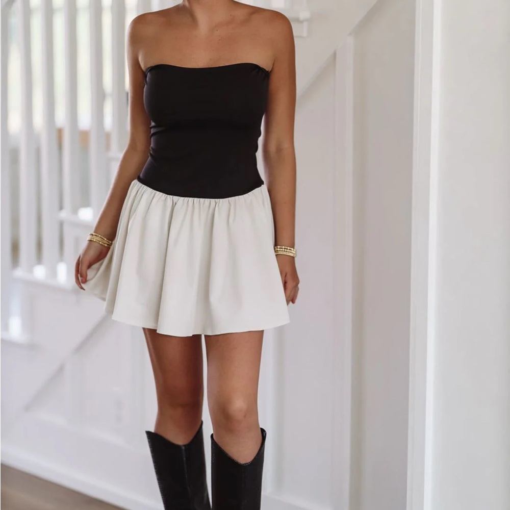 Hazel & Olive Professional Weekend Mini Dress - Black and Cream